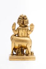 Superfine Standing Brass Dattatreya Idol – the Divine Unity – 3 Inch - Image 3