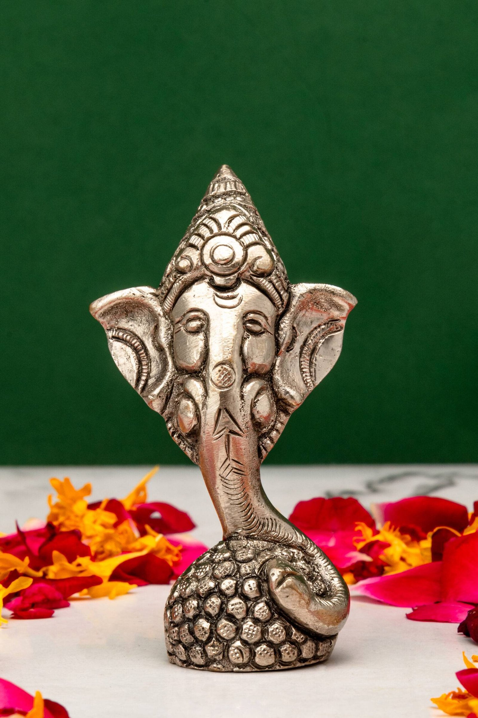 brass-Ganesh-578-8-scaled-1.jpg Brass Superfine Silver Coated Ganesh Idol Face – 3.35 Inch - Image 1