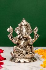 Brass Silver-Coated Superfine Ganesh Laxmi Idol – On Lotus – 4 Inches - Image 6