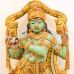 Hand-Carved Wooden Lord Krishna Statue (3 Feet) – Venugopala Standing Sculpture - Image 4